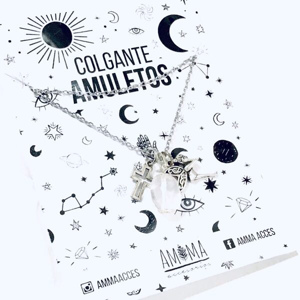 Colgante de acero quirúrgico con piedra cuarzo cristal, cruz y libélula $1300