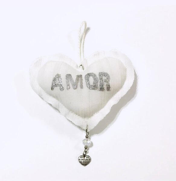Borla AMOR con CORAZON y cristal de roca $680