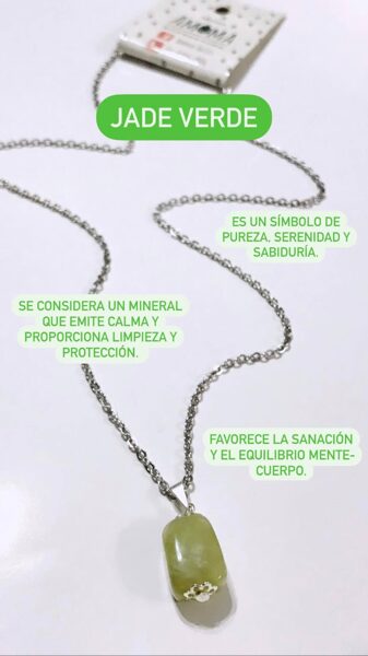 Colgante de acero quirúrgico con piedra natural JADE $1350