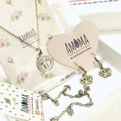AMMA BOX “Nena” - Colgante + Pulsera + Aros - Acero quirúrgico 